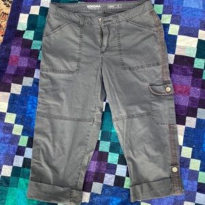 Cute grey capri lightweight 98% cotton 2% spandex